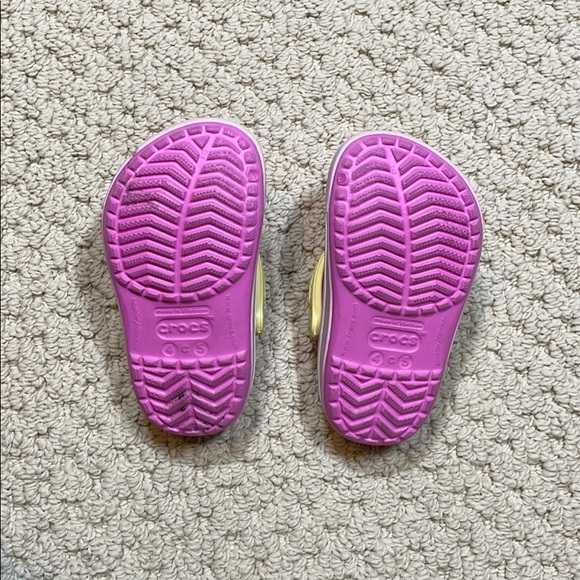 Crocs - Picture 4 of 7